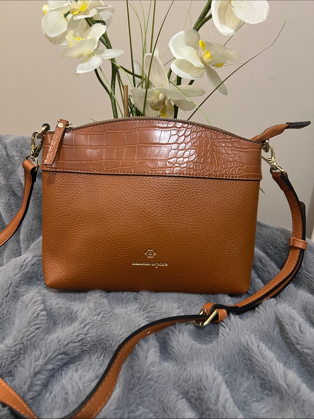 Nanette Lepore Tan Croc-Trim Faux Leather Crossbody EUC retail $88